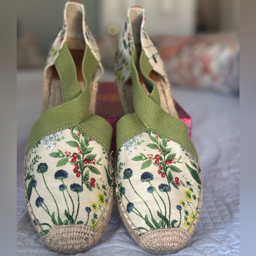 Tory Burch Size 11 Watercolor Botanical/ Leaf Green/Tan Catalina Espadrille